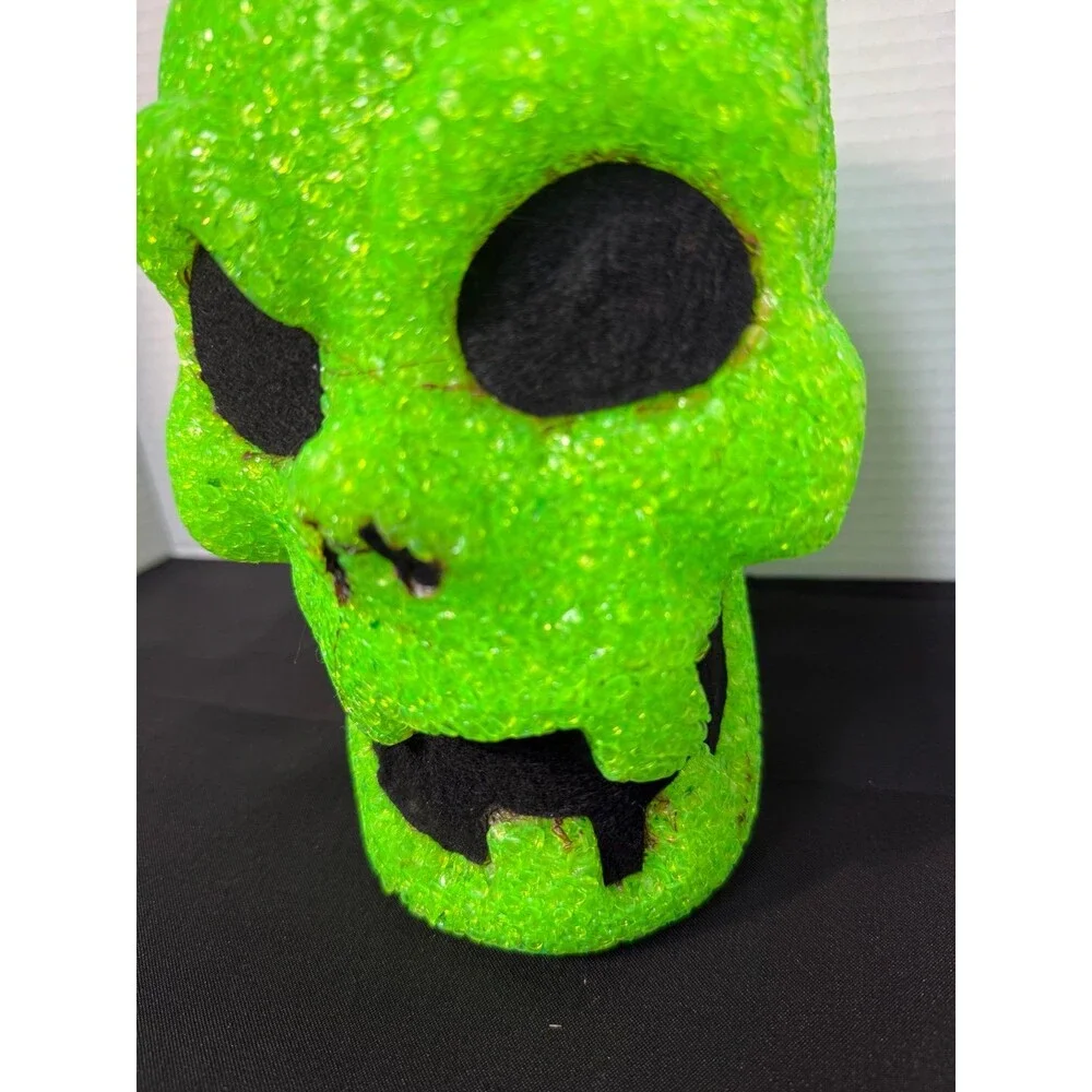 Melted Plastic Light - Green Skull - Halloween - Tested Works -